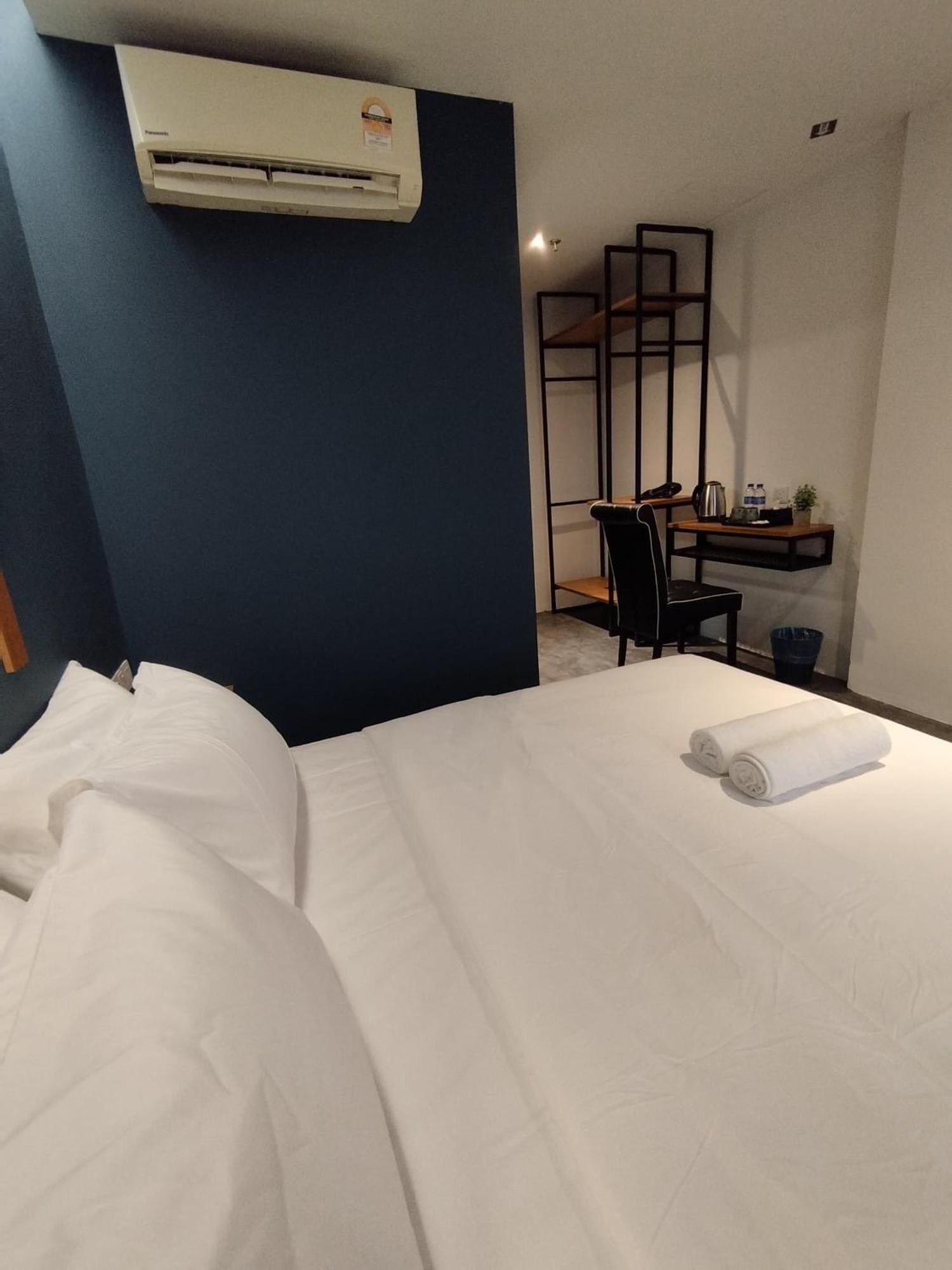 Kingston Hotel 7 - Johor Bharu ジョホールバル エクステリア 写真